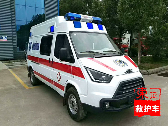 江铃特顺长轴福星顶汽油救护车